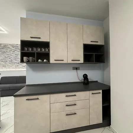 Mimi アパート サンレモ